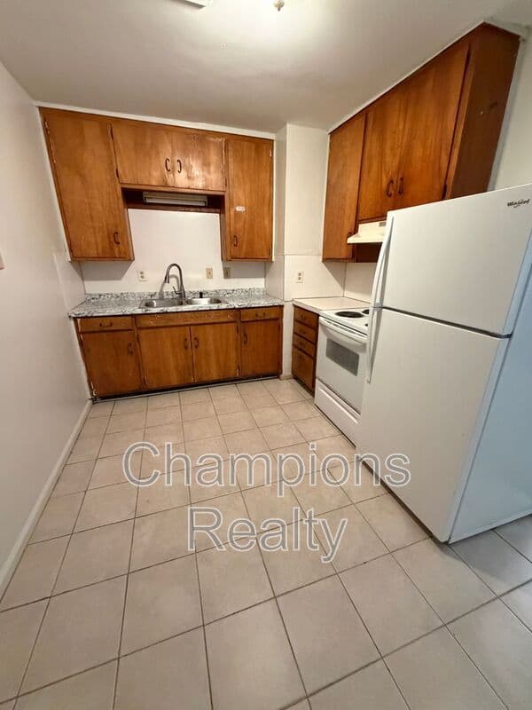 Colmbus Condo: 1508 Bowie Ave