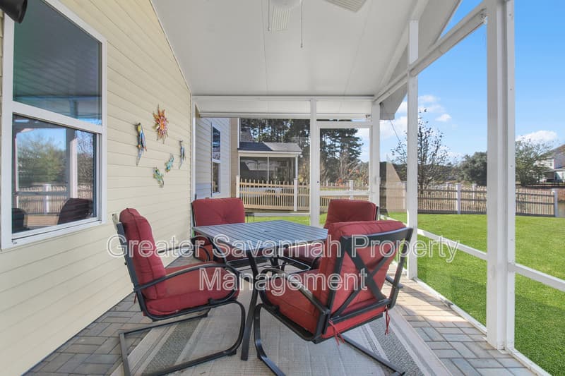 Pooler House: 153 Hamilton Grove Drive