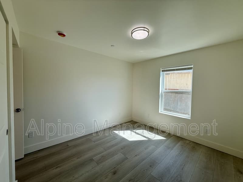 Oakland Condo: 1436 55th Avenue