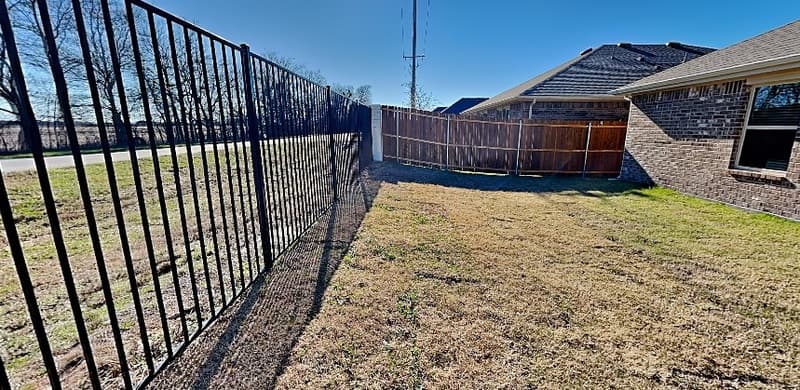 Sherman House: 1511 Aleia Cv
