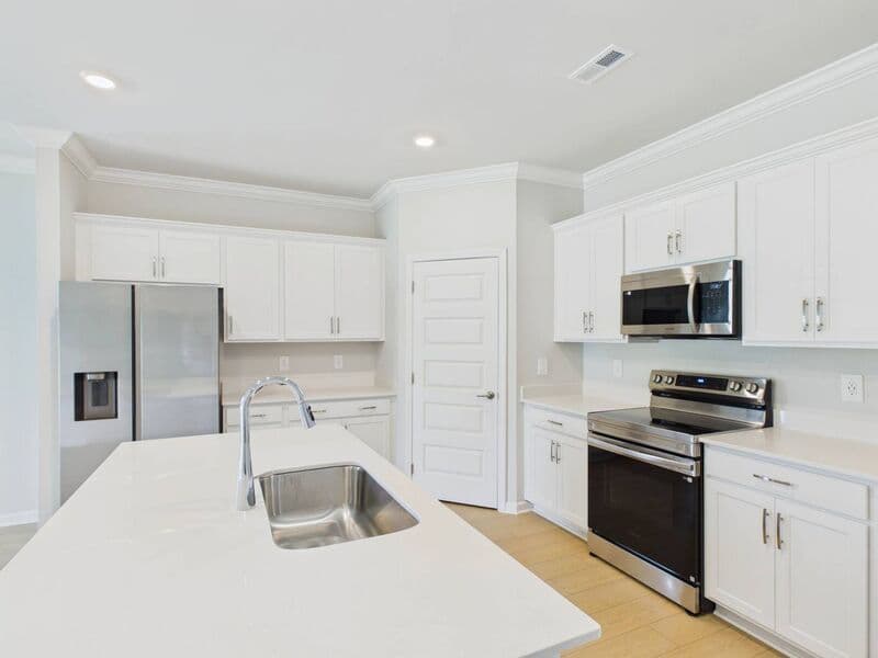 Madison House: 155 Clift Creek Dr.
