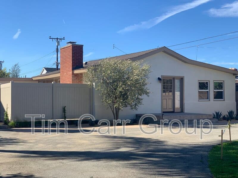 Costa Mesa Condo: 1637 Irvine Ave - H
