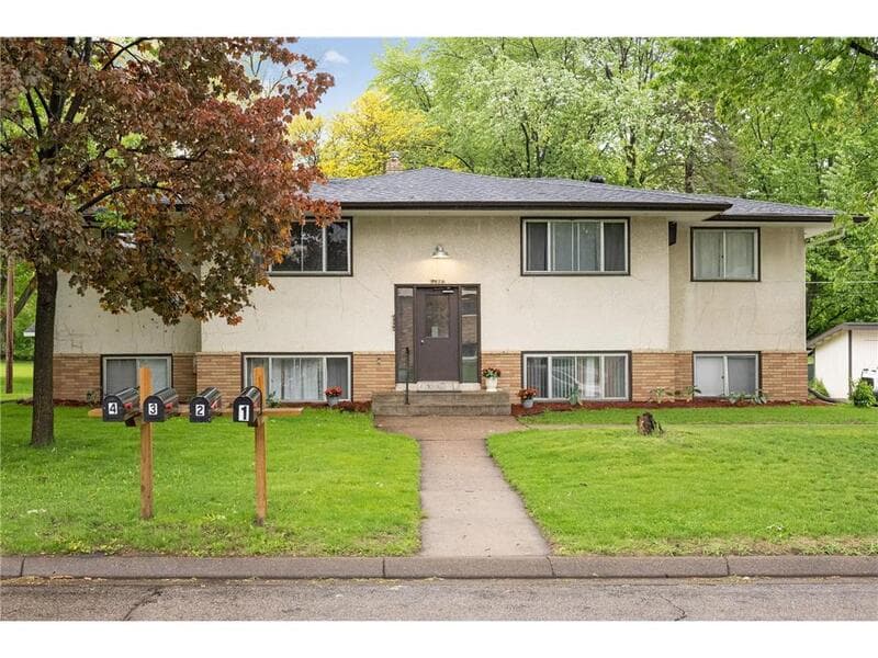 Newport Condo: 1659 10th Ave