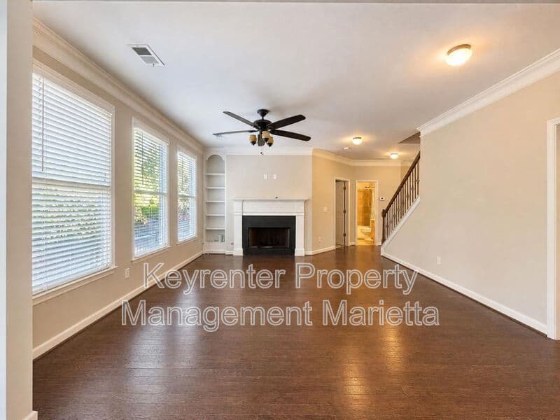 Marietta House: 302 Rosemont Park Ln
