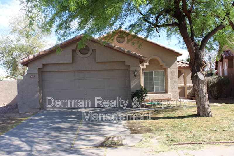 Chandler House: 807 W. Kesler Lane