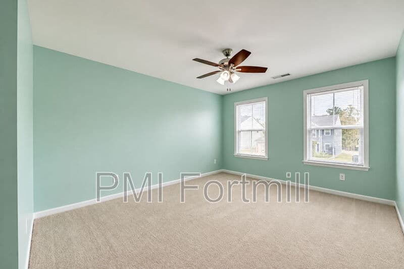 Fort Mill House: 1080 Crescent Moon Dr
