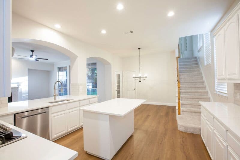 Frisco House: 6976 Valley Brook Drive