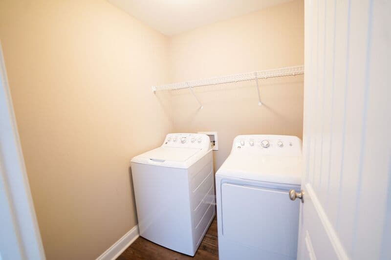 Ludowici House: 28 Murray Crossing Blvd NE