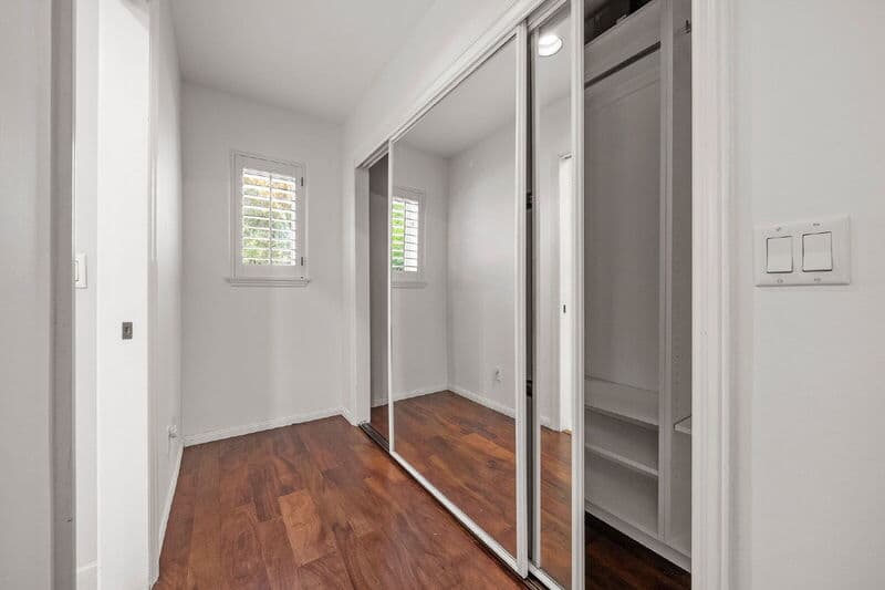 San Diego House: 18714 Bernardo Trails Dr
