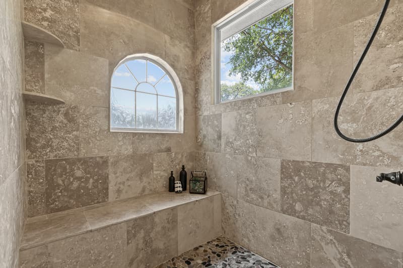 Horseshoe Bay House: 112 Big Sky