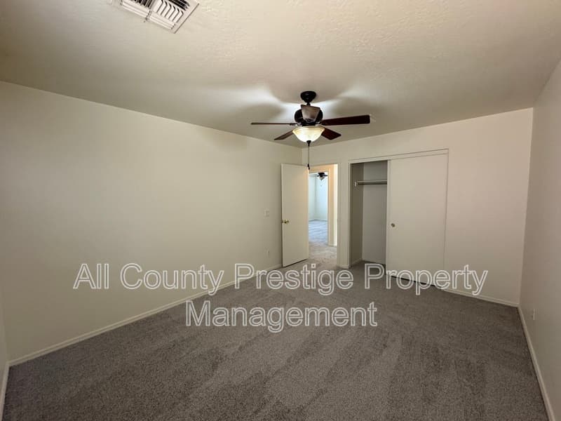 Laveen House: 6859 W Darrel Road