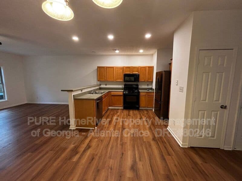 Avondale Estates Townhome: 768 Brookside Parc Ln