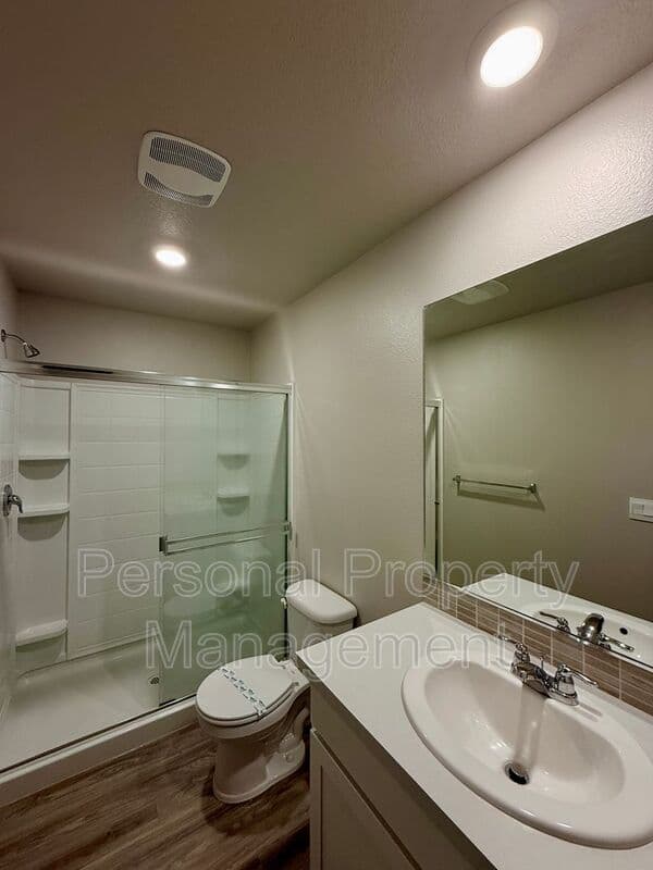 Vancouver House: 2633 NE 115th Place