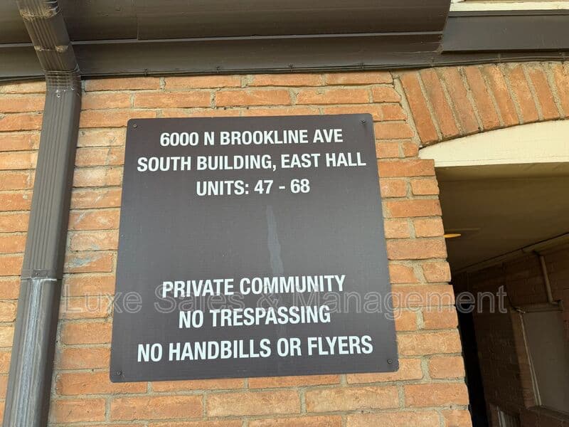 OKC Condo: 6000 N. Brookline