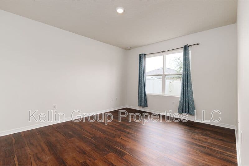 Haines City House: 972 Serchio St