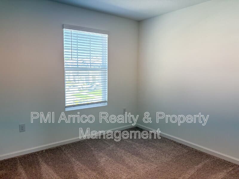Gibsonton Townhome: 6371 Kay Morgan Lane
