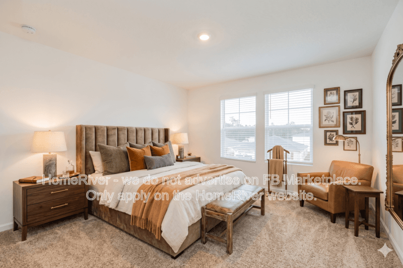Jacksonville House: 5008 Bramante Dr