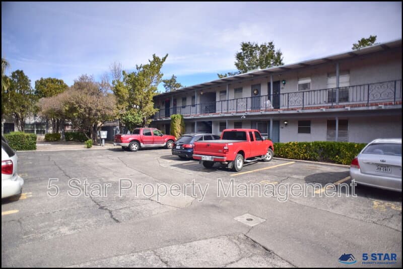 El Paso Condo: 6700 Escondido Drive