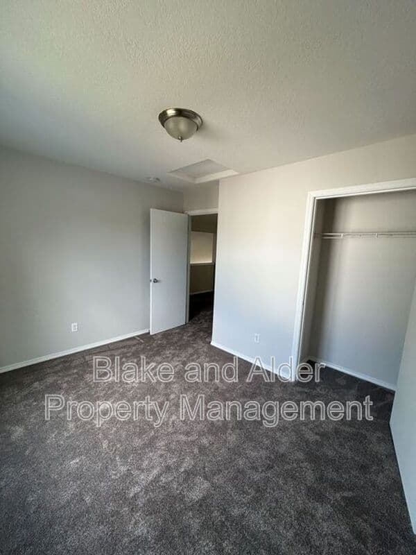 Portland House: 5609 SE 117TH Ave