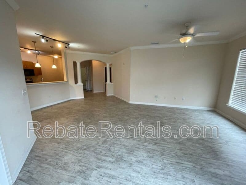 Jacksonville Condo: 8290 Gate Parkway