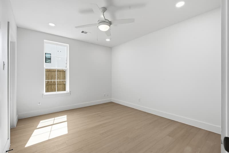 Fort Worth House: 3204 McCart Avenue