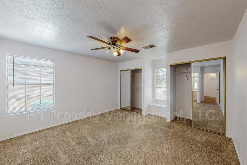 Rio Rancho House: 1729 Chamisa Road Northeast