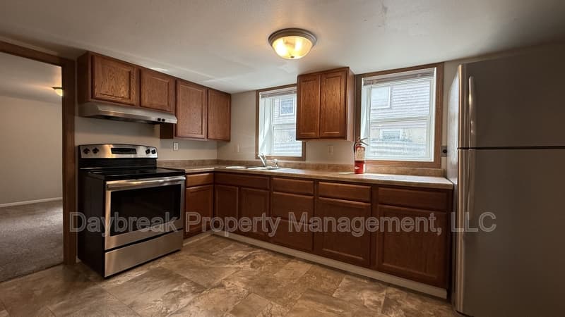 Fargo Condo: 1235 11 1/2 Street North - 1