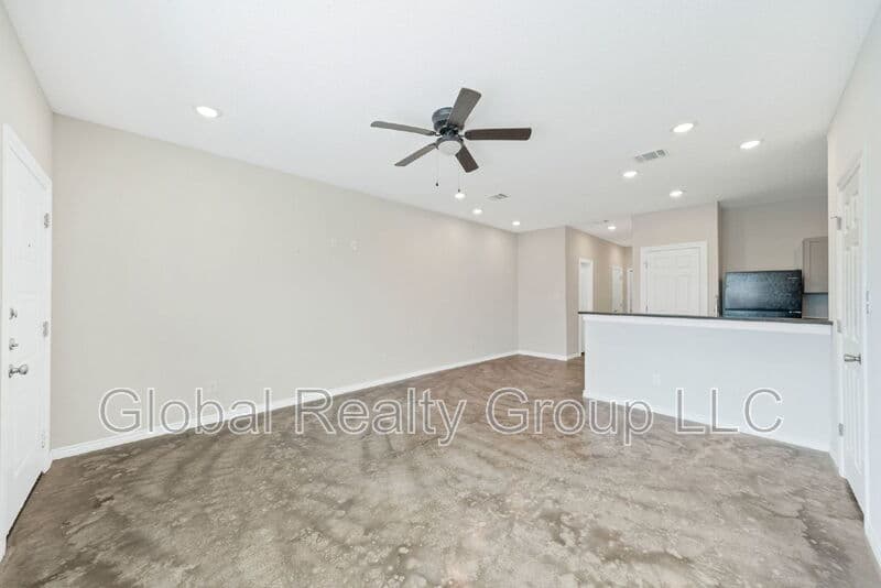 San Antonio Condo: 6914 Crestway Dr
