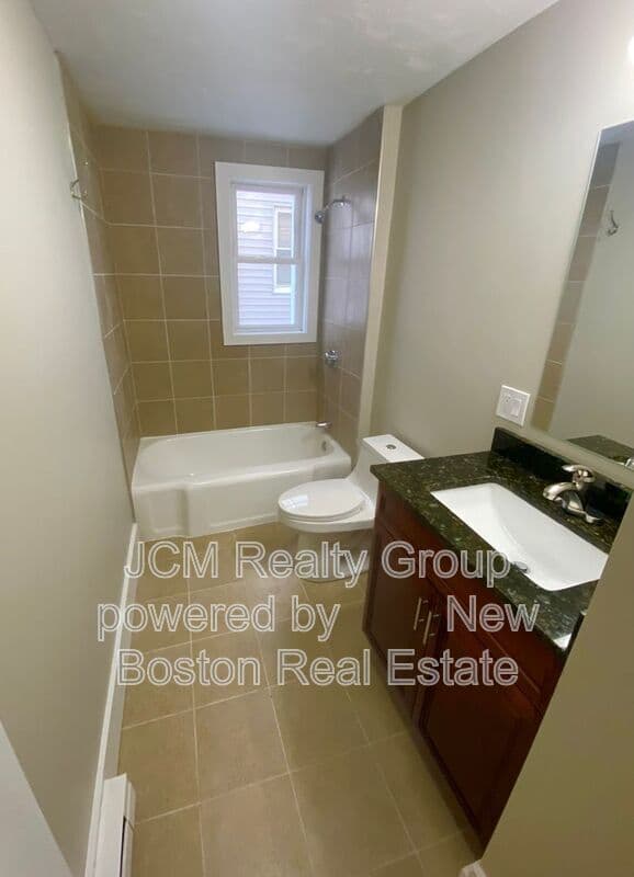 Salem Condo: 39 Salem St