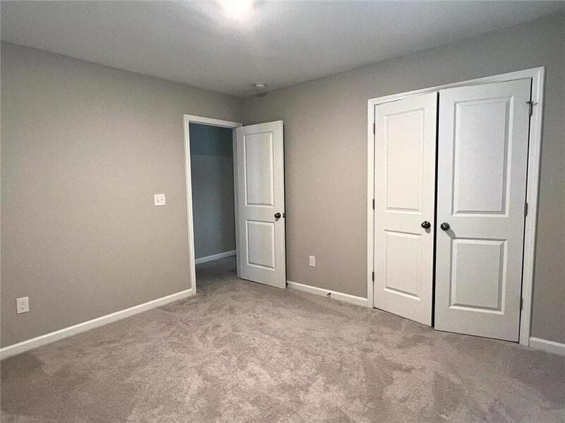 Hoschton House: 2119 Wood Thrush Way