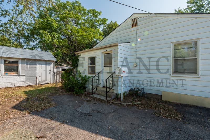 Wichita House: 1702 West Esthner Avenue