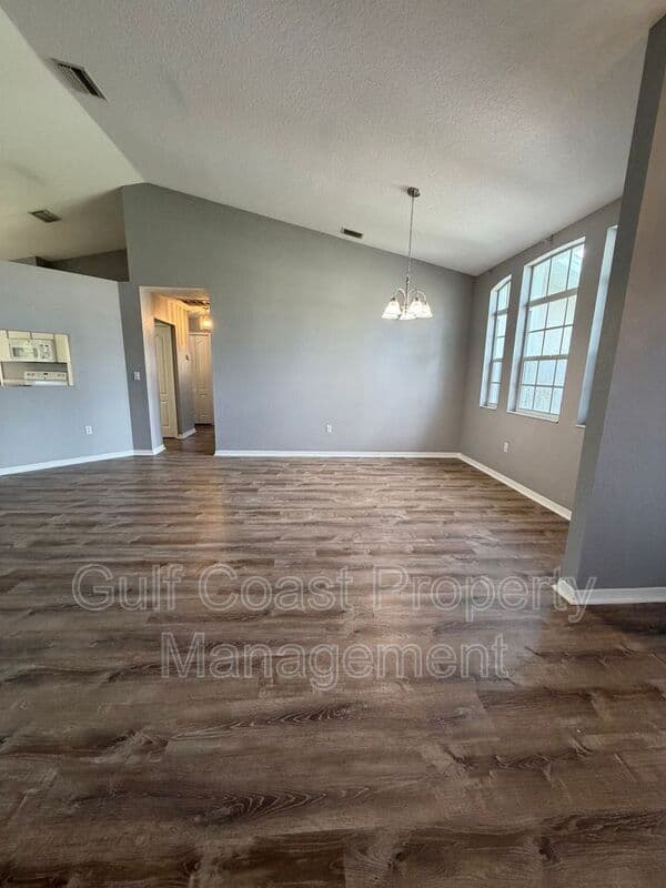 Rotonda West House: 58 Sportsman Lane