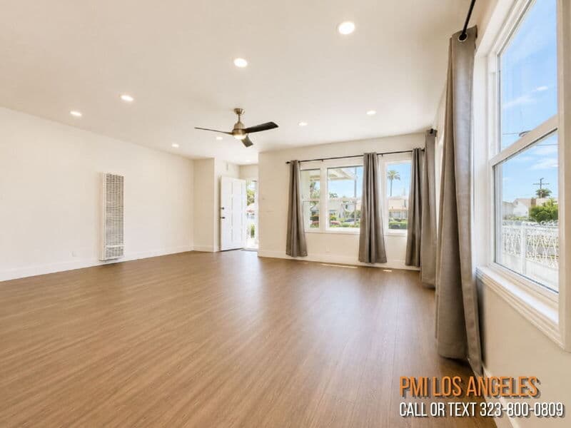 Huntington Park House: 6509 State Street