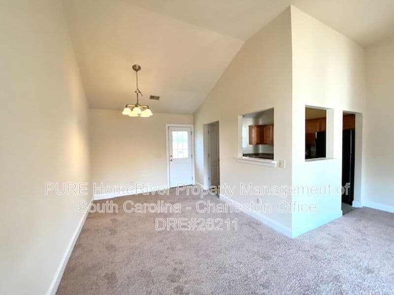 Ladson House: 229 Equinox Cir