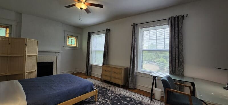St. Louis Condo: 6009 Kingsbury Avenue