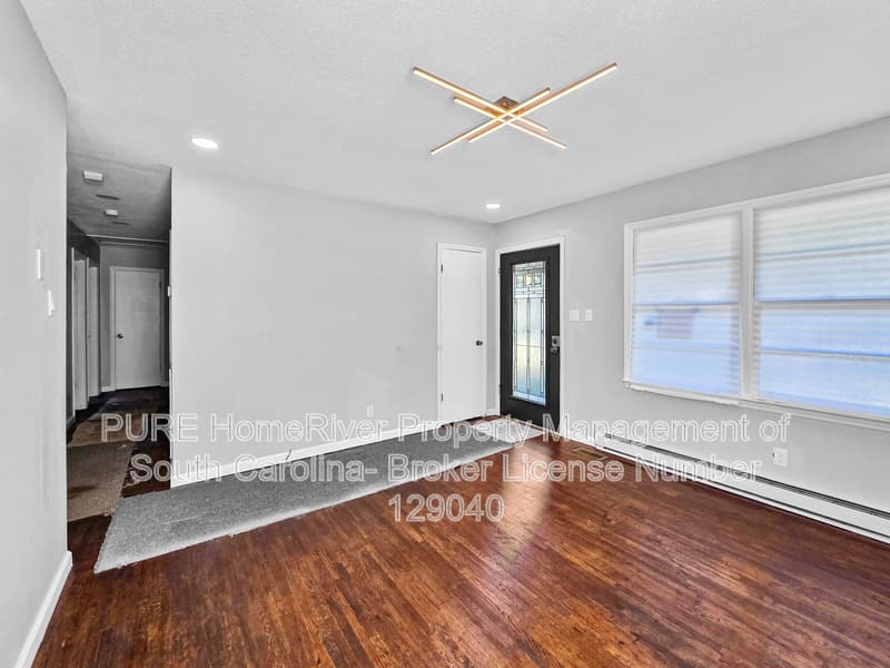 Rock Hill House: 910 Jefferson Ave