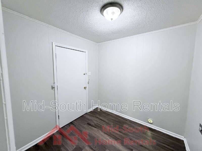 Memphis House: 3431 Rebeh Rd