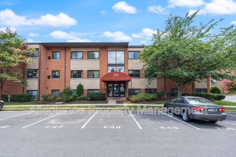 Alexandria House: 3312 S 28th St