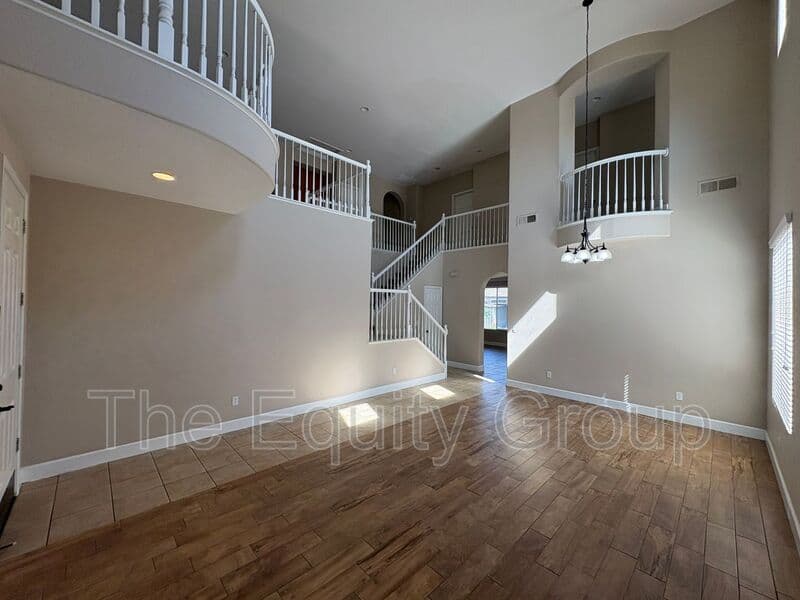 Visalia House: 3116 W Buena Vista