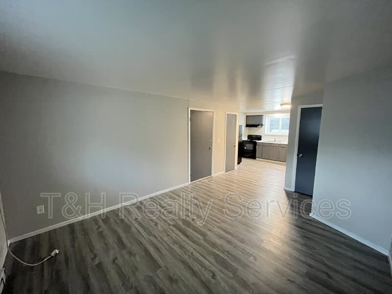 Noblesville Condo: 1152 Evans Avenue