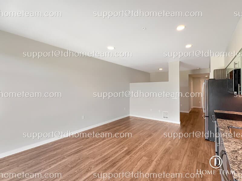 Bellevue Condo: 1085 103rd Ave NE