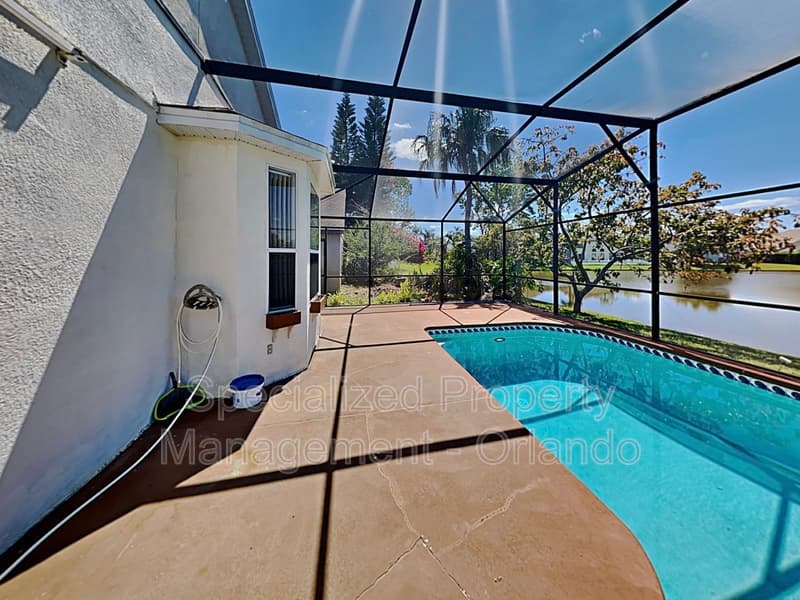 Orlando House: 728 Hardwood Cir