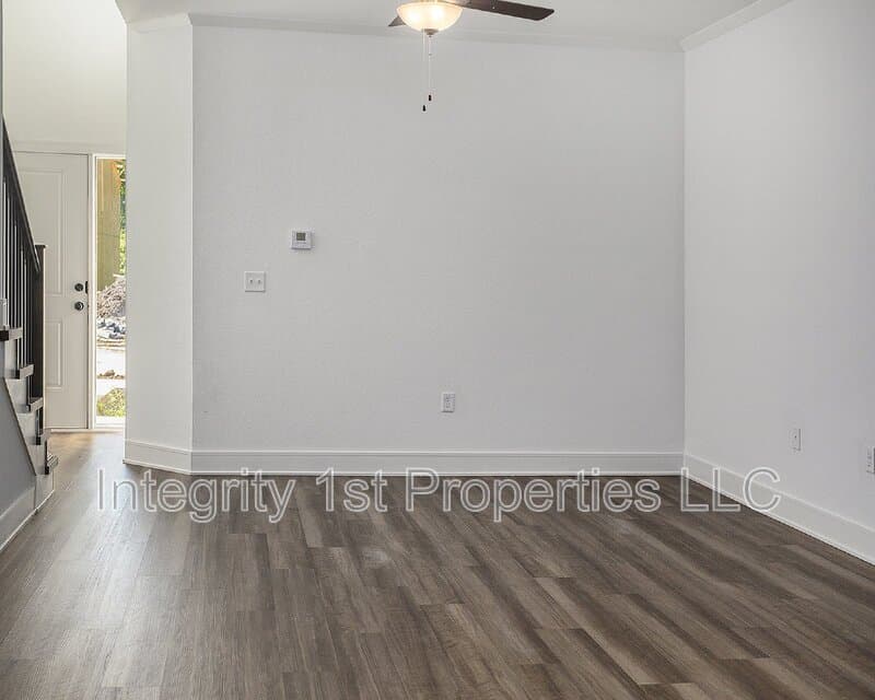 Kansas City Townhome: 8819 N Helena Ave