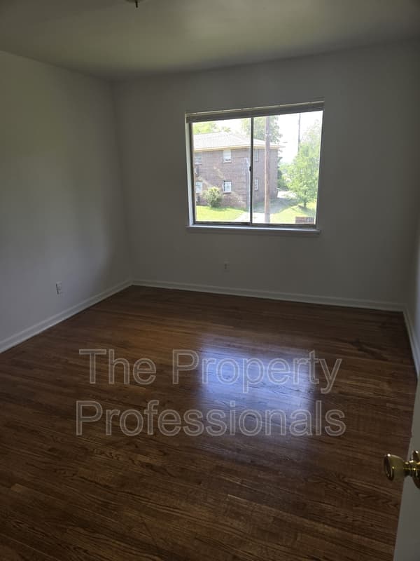 Birmingham House: 7719 7th Avenue South