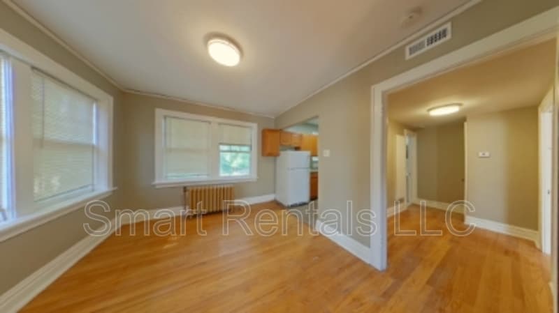 St. Louis Condo: 4277 Chippewa Street - 2