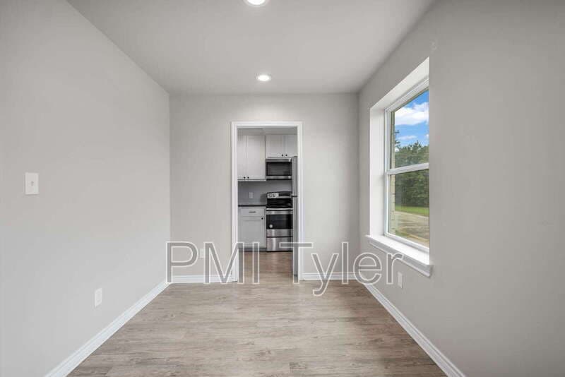 Tyler Condo: 1800 West Oakwood Street