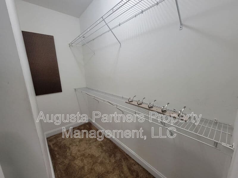 Martinez House: 211 Brook Court