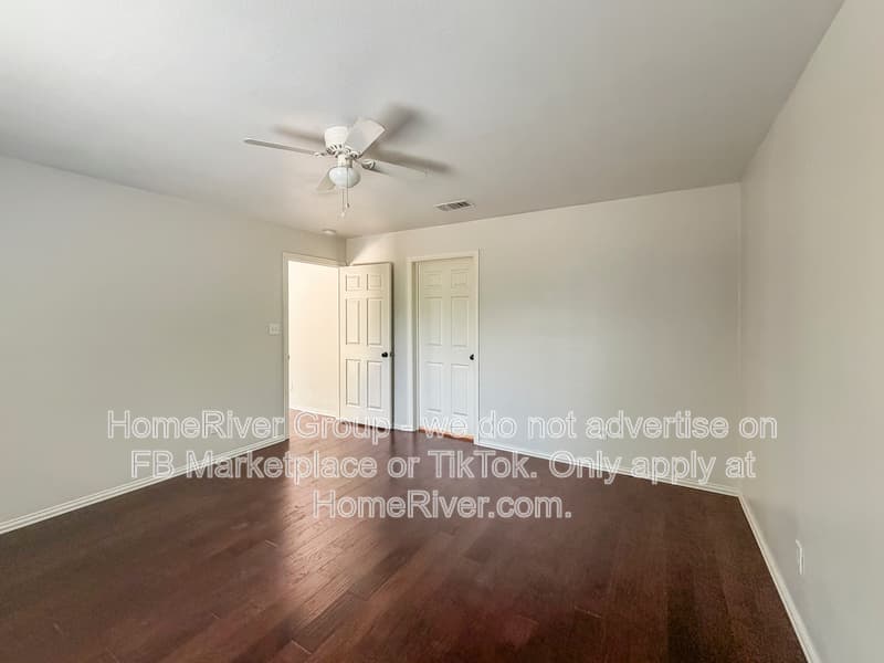 Sherman House: 3017 N Hickory St