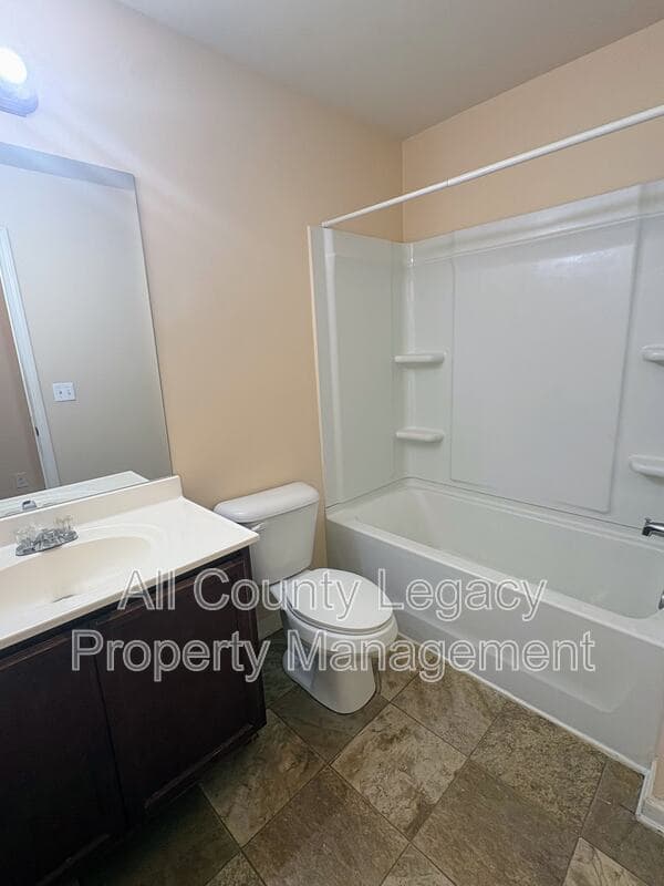 Conyers House: 2072 Belmont Cir