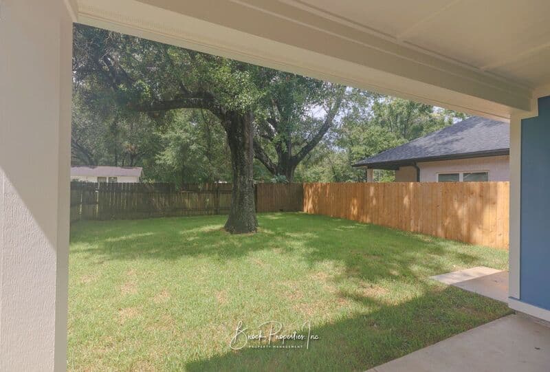 Pensacola House: 8391 Kipling St
